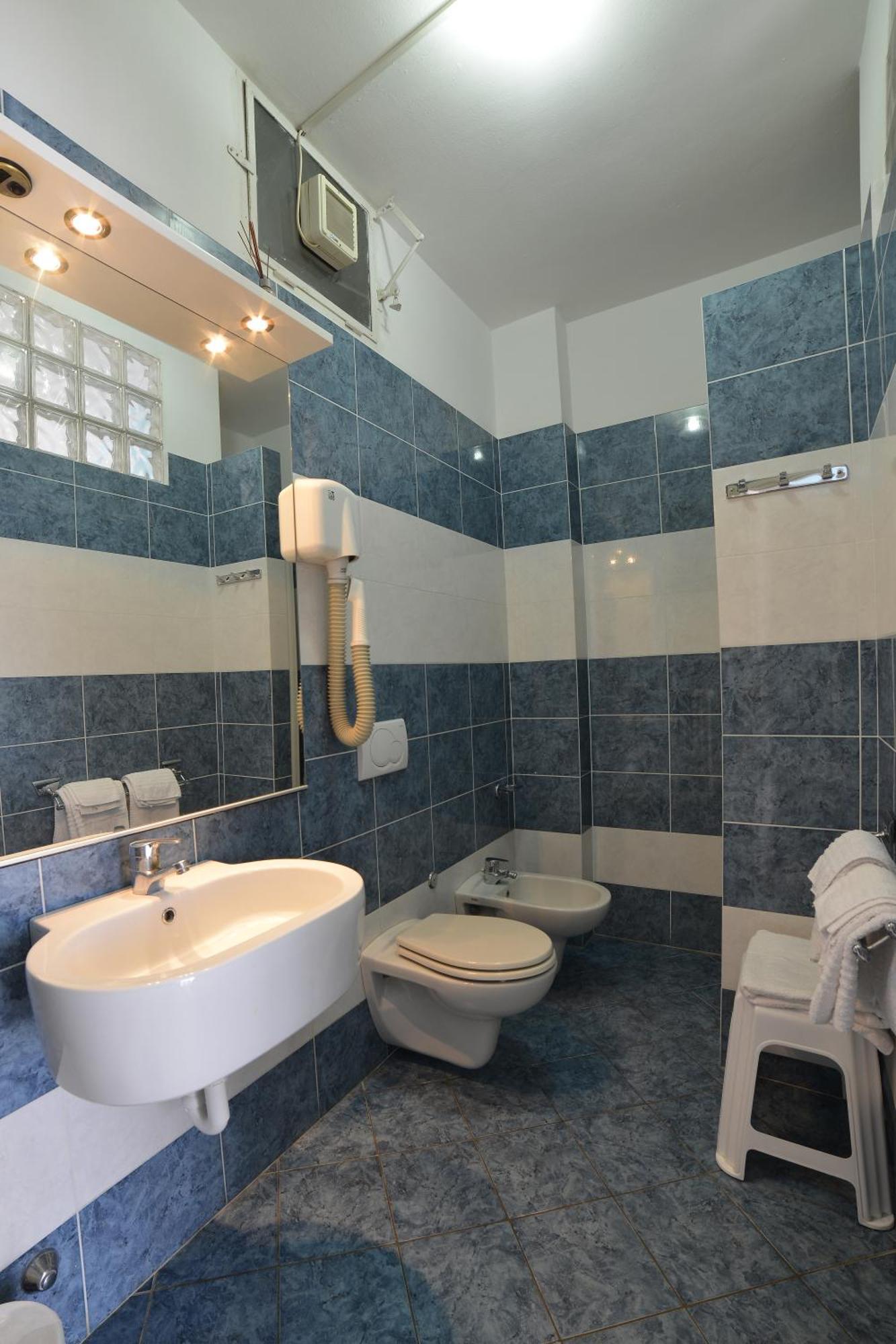 בורדיגרה Hotel Rosalia מראה חיצוני תמונה
